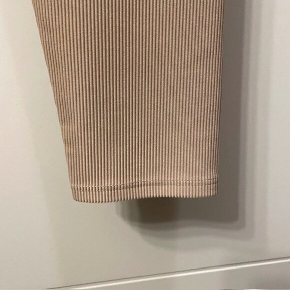 Beach Riot Ayla Ribbed High Rise Leggings Size Small Taupe - Picture 7 of 16